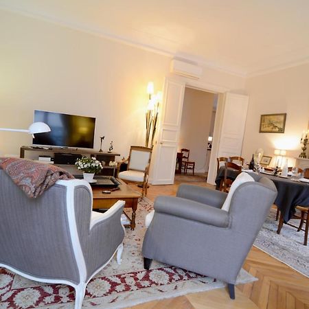 Champs Elysees Париж Екстер'єр фото
