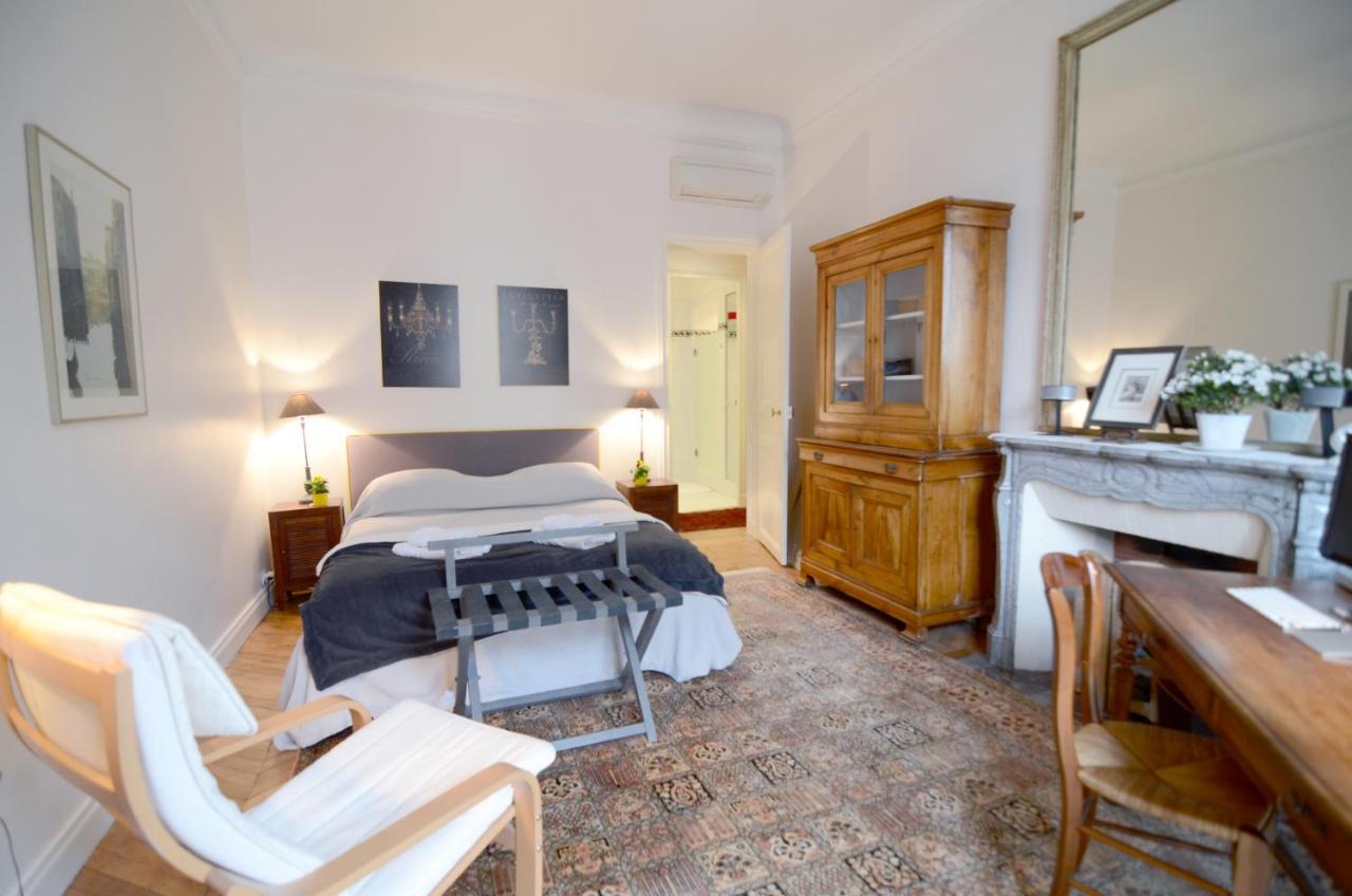 Champs Elysees Париж Екстер'єр фото